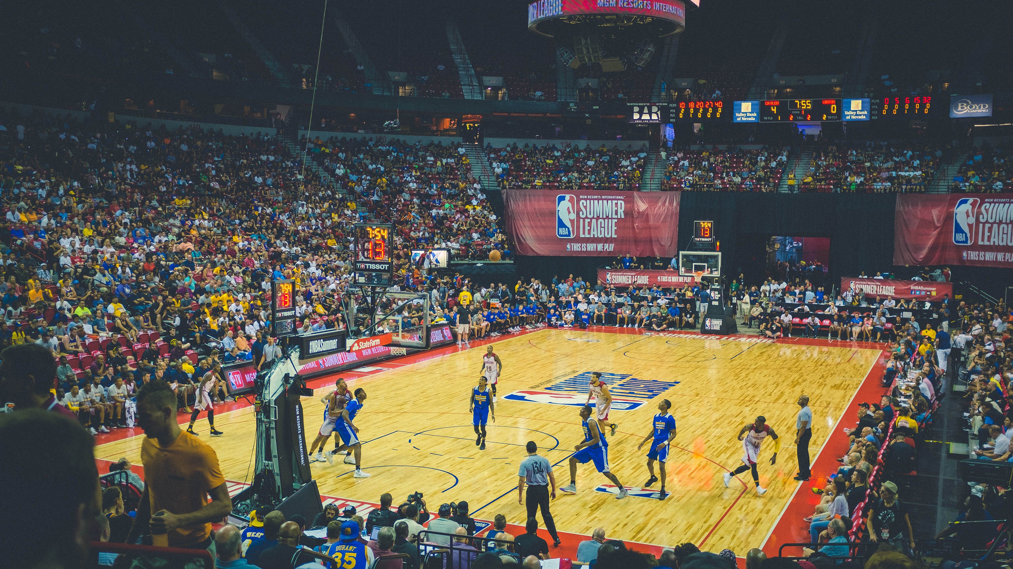 观众体验区：多样互动游戏等待你的参与，观众体验类软文